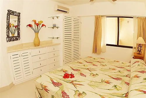 Xaman Ha Condominiums Playa del Carmen 3*,